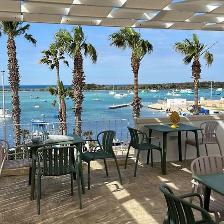 بورتو سيساريو Casa Clementina Rooms Vista Mare المظهر الخارجي الصورة