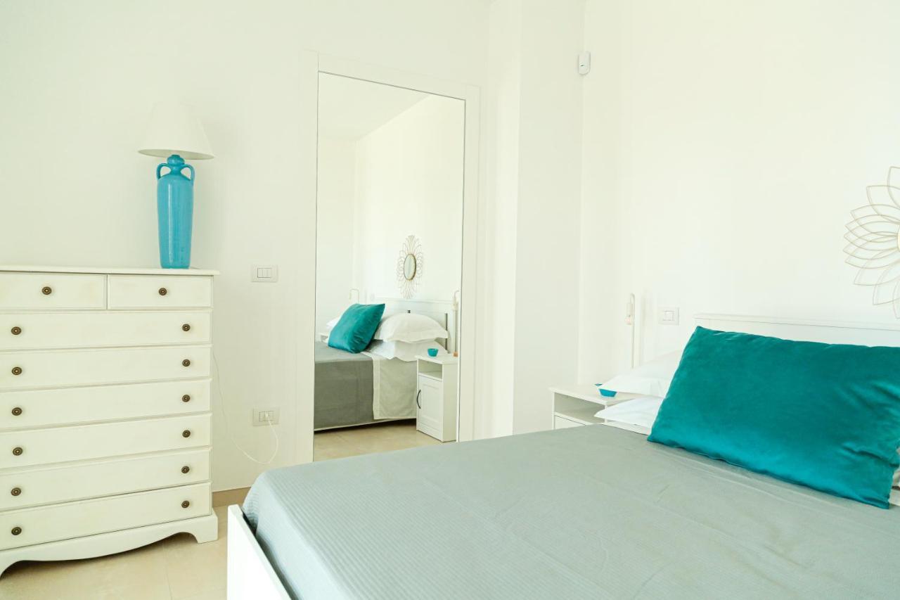 بورتو سيساريو Casa Clementina Rooms Vista Mare المظهر الخارجي الصورة
