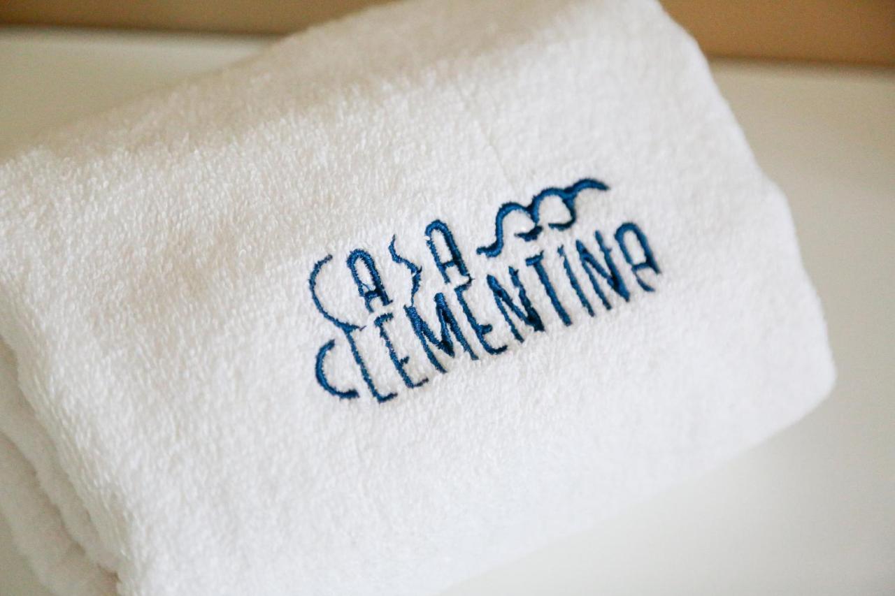 بورتو سيساريو Casa Clementina Rooms Vista Mare المظهر الخارجي الصورة