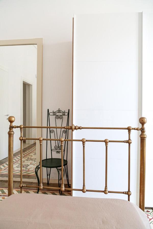 بورتو سيساريو Casa Clementina Rooms Vista Mare المظهر الخارجي الصورة