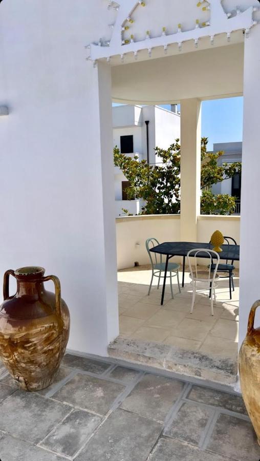 بورتو سيساريو Casa Clementina Rooms Vista Mare المظهر الخارجي الصورة