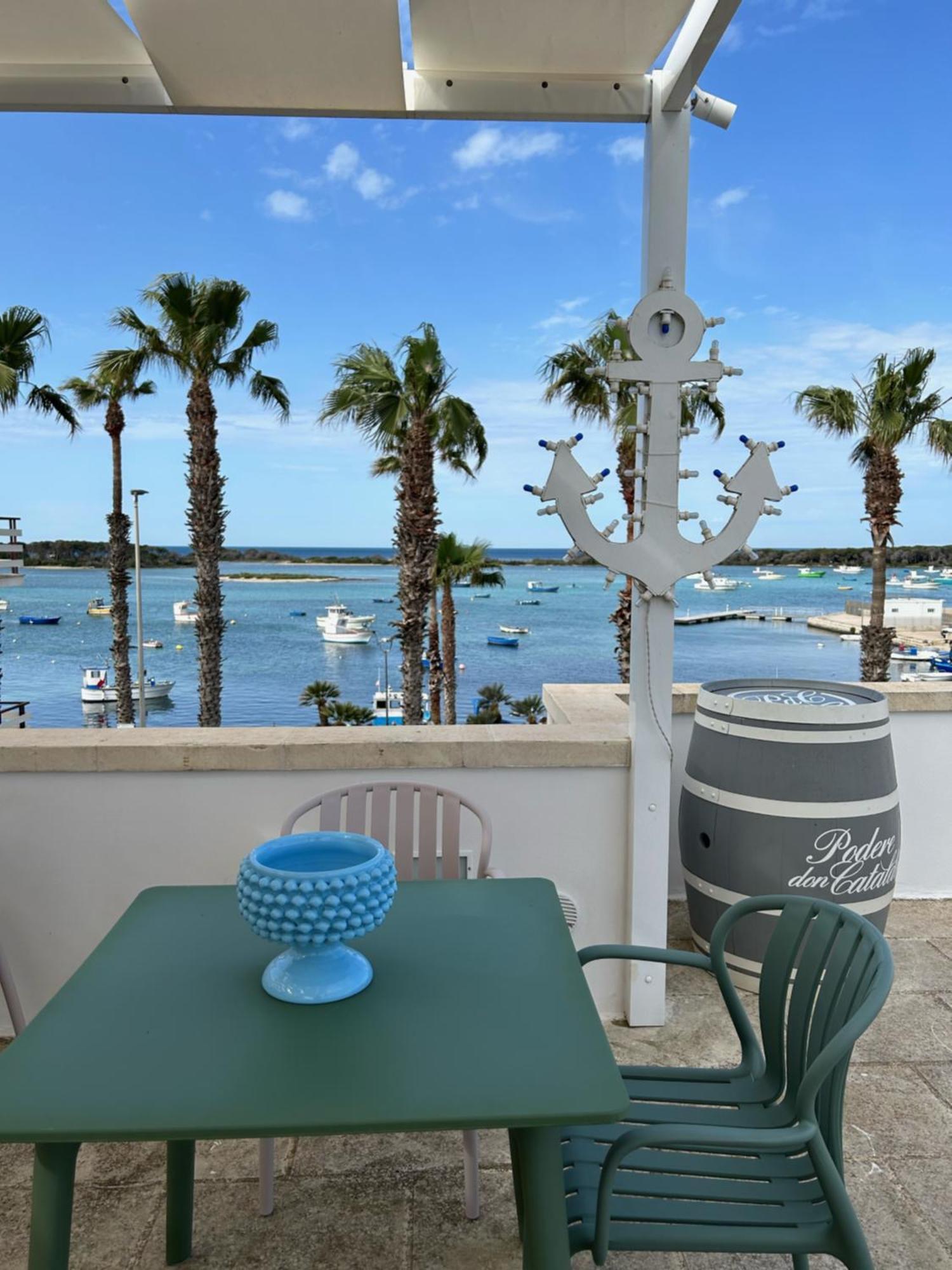 بورتو سيساريو Casa Clementina Rooms Vista Mare المظهر الخارجي الصورة